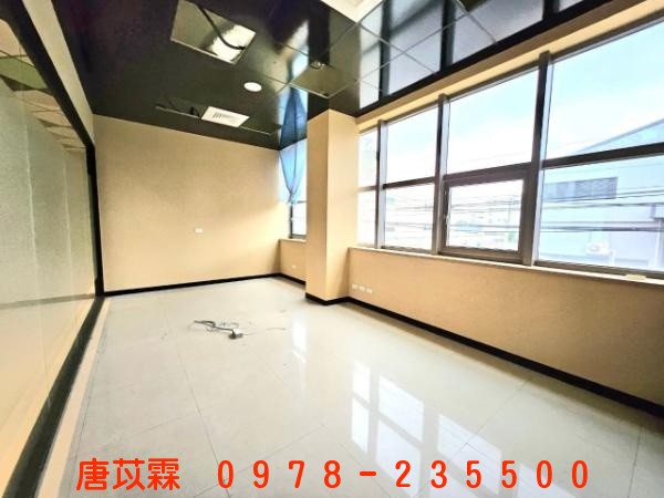 竹北台元透天電梯廠房辦公室~16米大面寬照片7