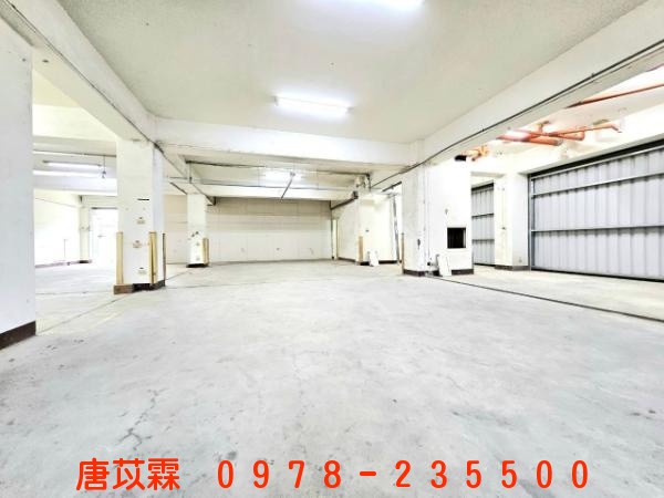 竹北台元透天電梯廠房辦公室~16米大面寬照片4