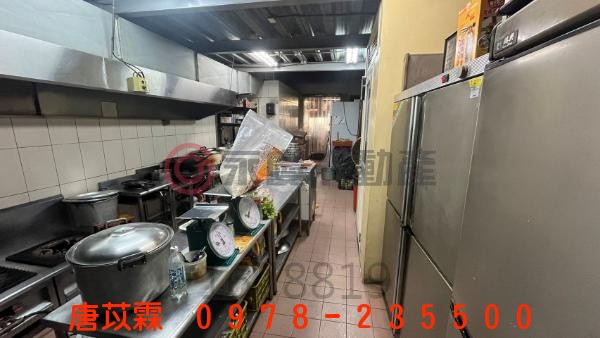 新竹城隍廟 · 黃金聚寶店 · 人潮錢潮雙收照片4